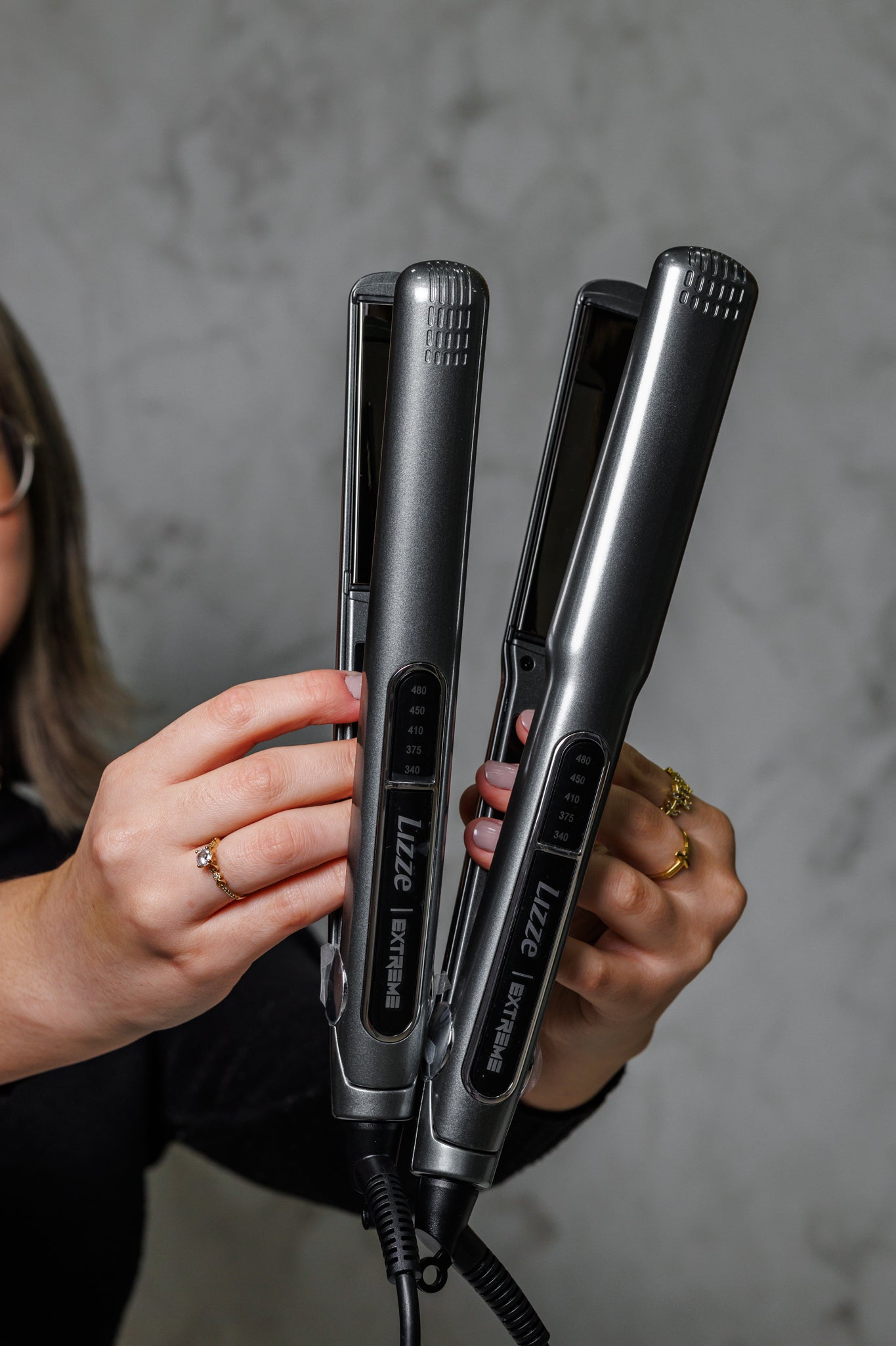 Lizze Extreme – Fer à lisser professionnel – Céramique & Titane – Température réglable